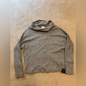 NWT Korye Sweatshirt